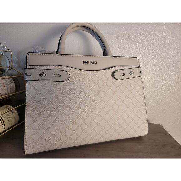 NINE WEST Crossbody color cream - Picture 1 of 5